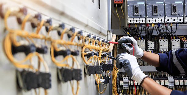 Professional Electrician technician working in Olivarez, TX
